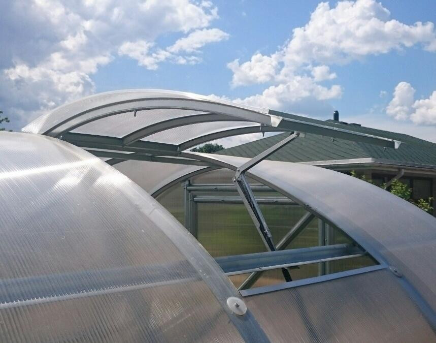 Střešní okno pro obloukový skleník LANITPLAST MARCUS 8 mm LG3181