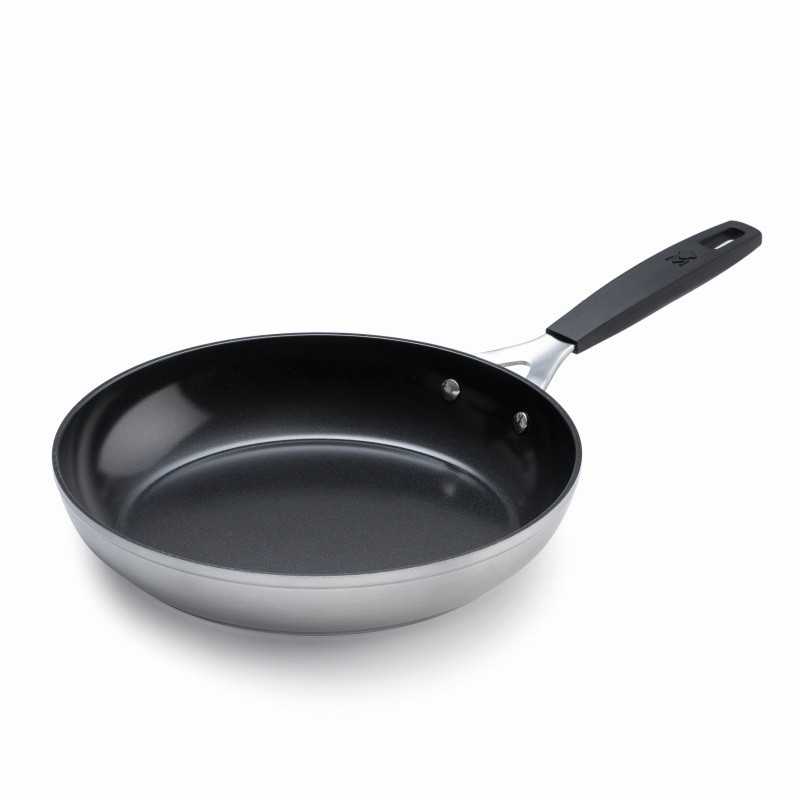 MASTERPRO Pánev s nepřilnavým povrchem SMART 24 cm stříbrná BGEU-3768