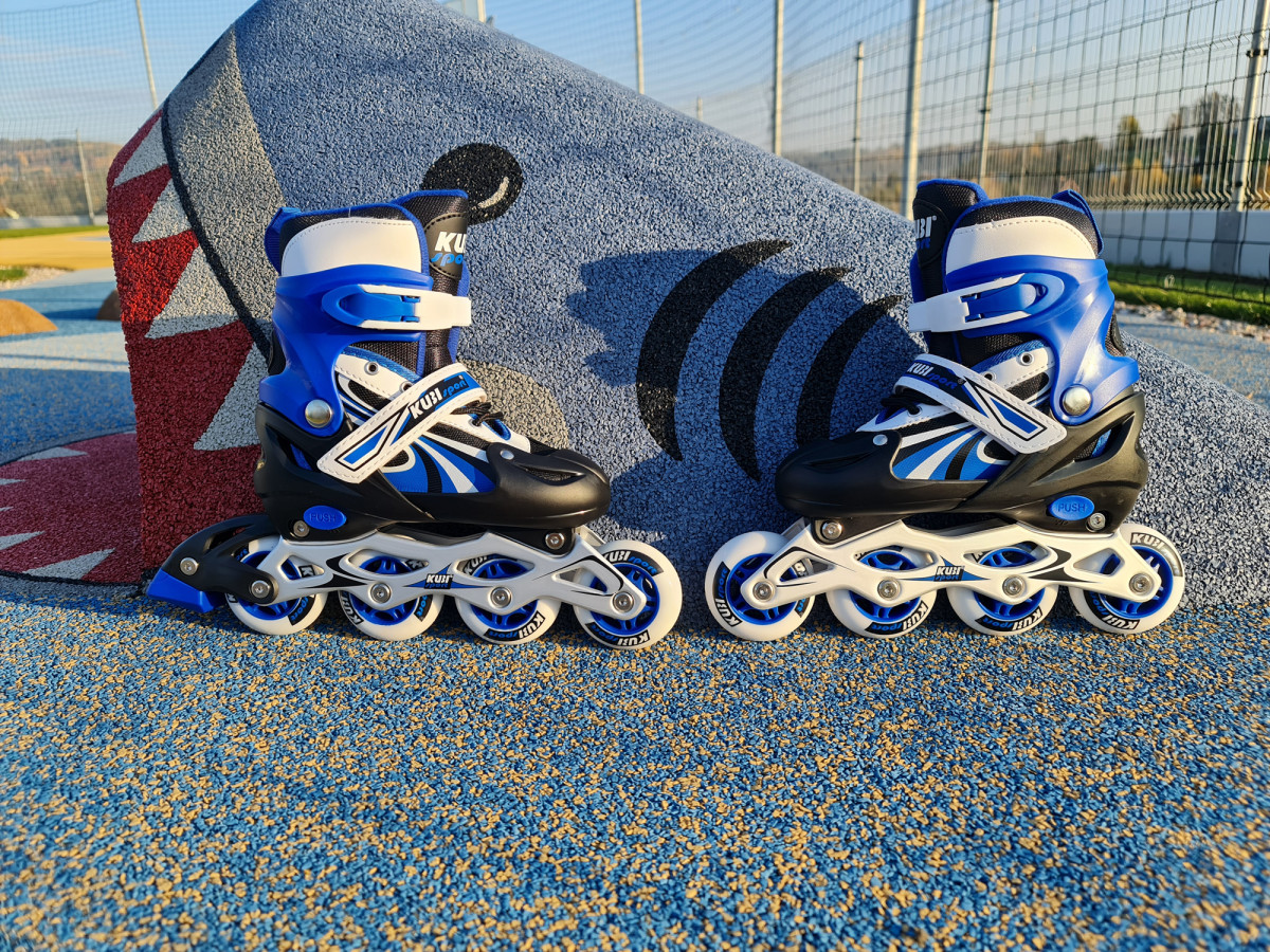 KUBIsport 05-CS310K-MO Dětské inline brusle roztahovací CS310K modré velikost 28-32